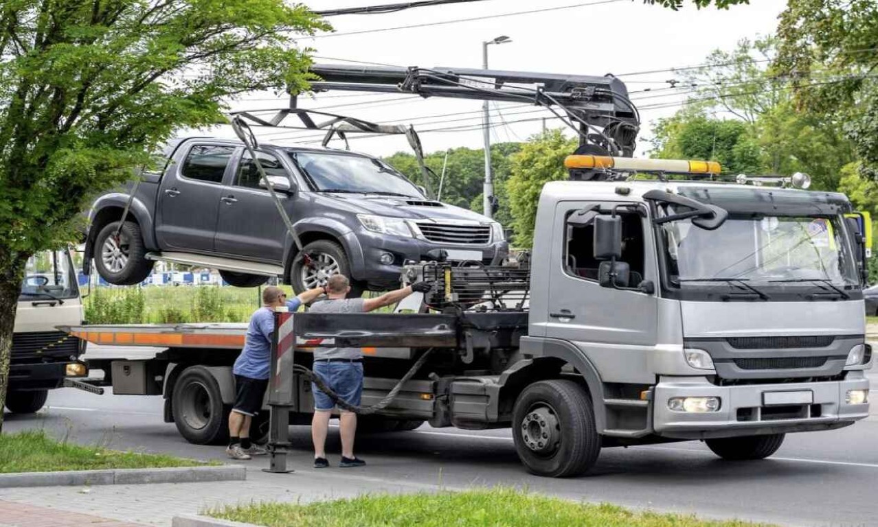Heavy-Duty Towing service in Strongsville, OH